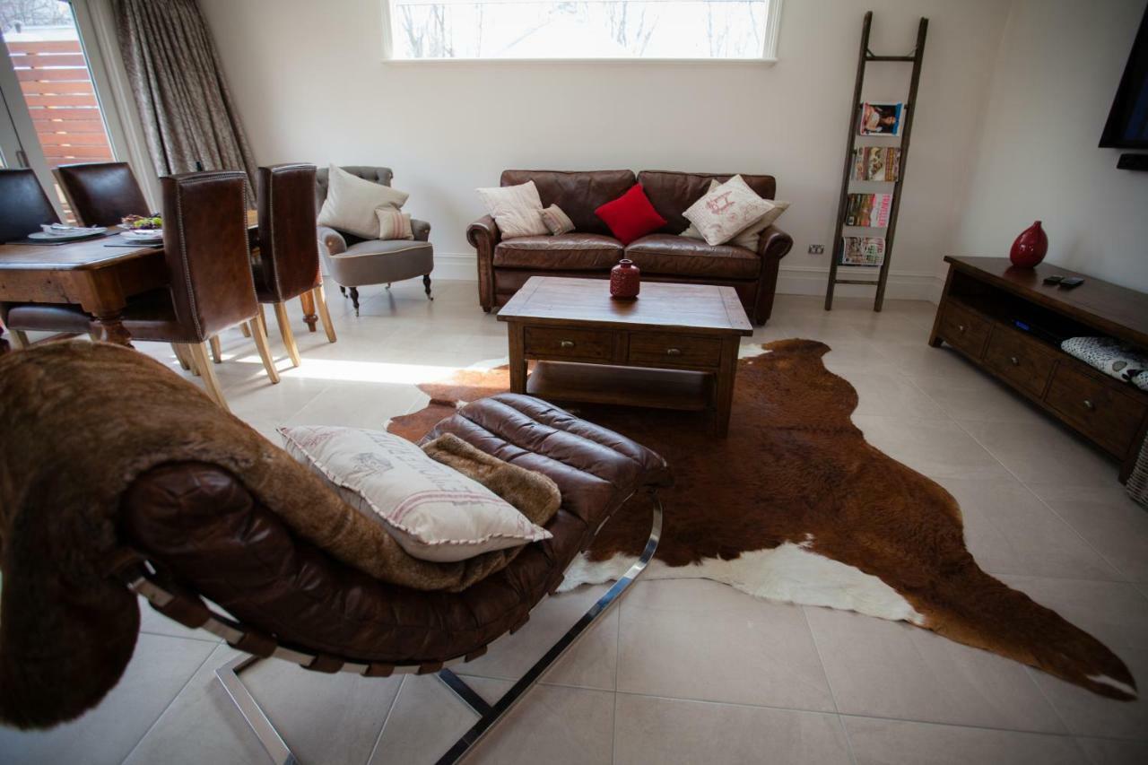 Belmont At 2 Bedrooms, 2 Bathrooms, 2 Couples Beechworth